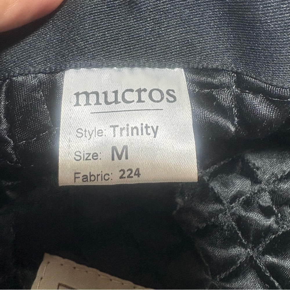 MUCROS WEAVERS Irish Trinity Plaid Wool Cap - Picture 6 of 6